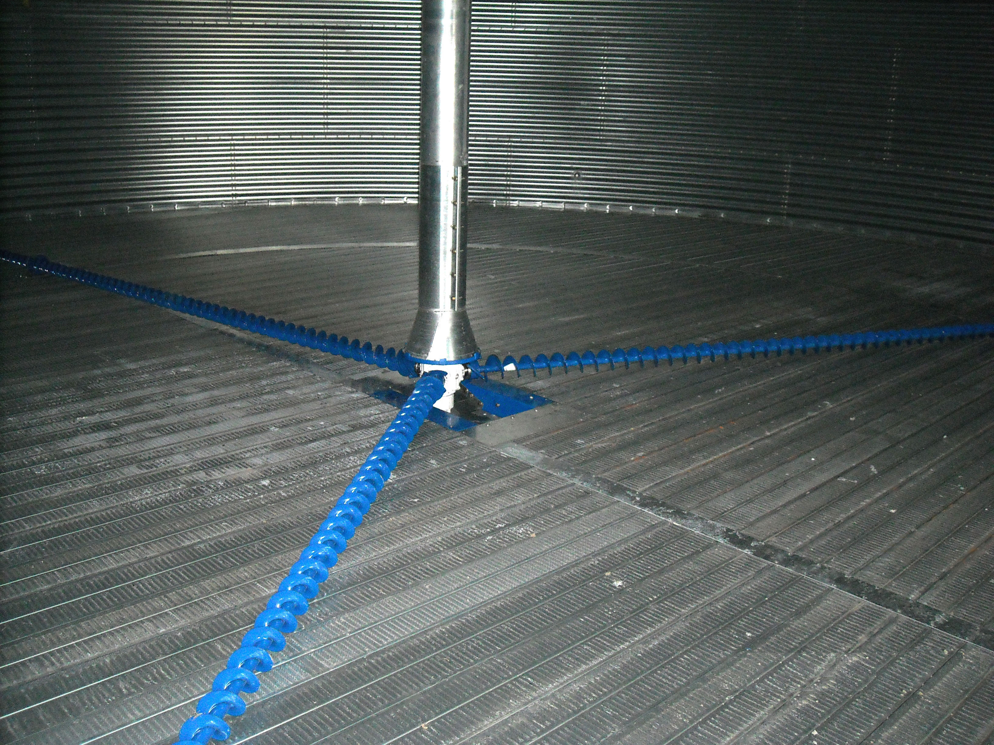 Shivvers Grain Spreader inside a Grain Storage Bin | Shivvers